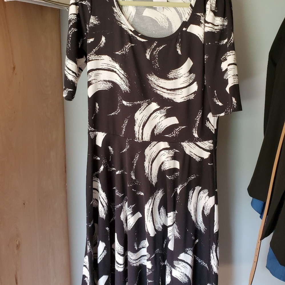 Lularoe Nicole Dress
